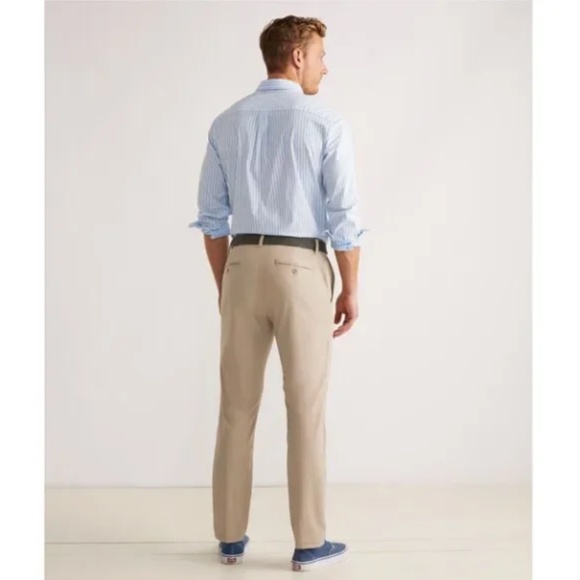 Vineyard Vines On The Go Performance Chino Khaki 36x32 - Picture 2 of 9
